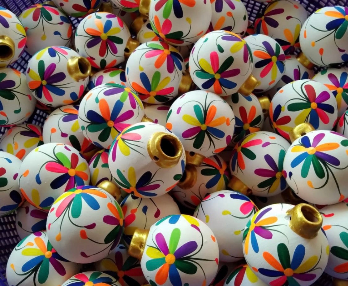 Ornament bundle 6pcs
